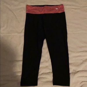 Pink cropped leggings